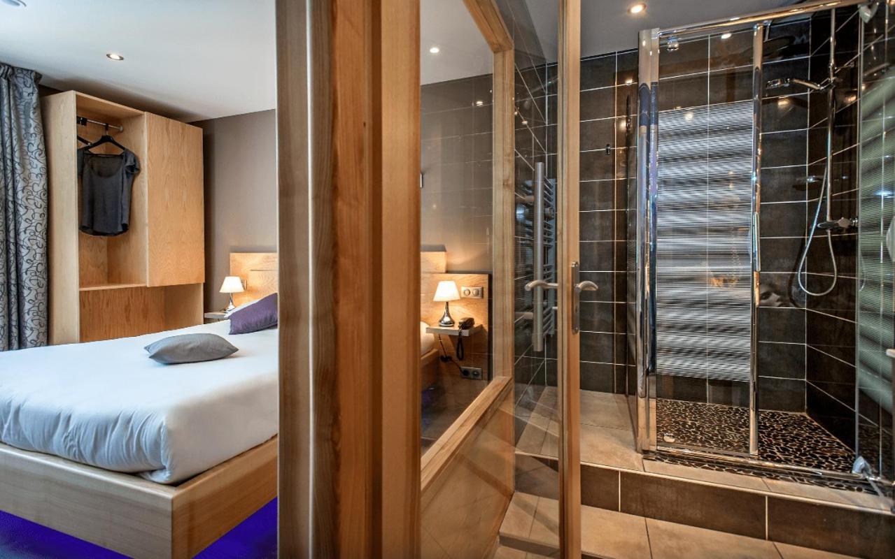 Logis Hotel Et Spa Chez Camillou أومونت أوبراك الغرفة الصورة